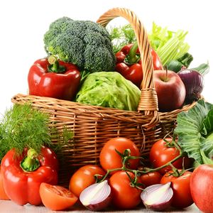 Dieta paleo si possono consumare frutta e verdura
